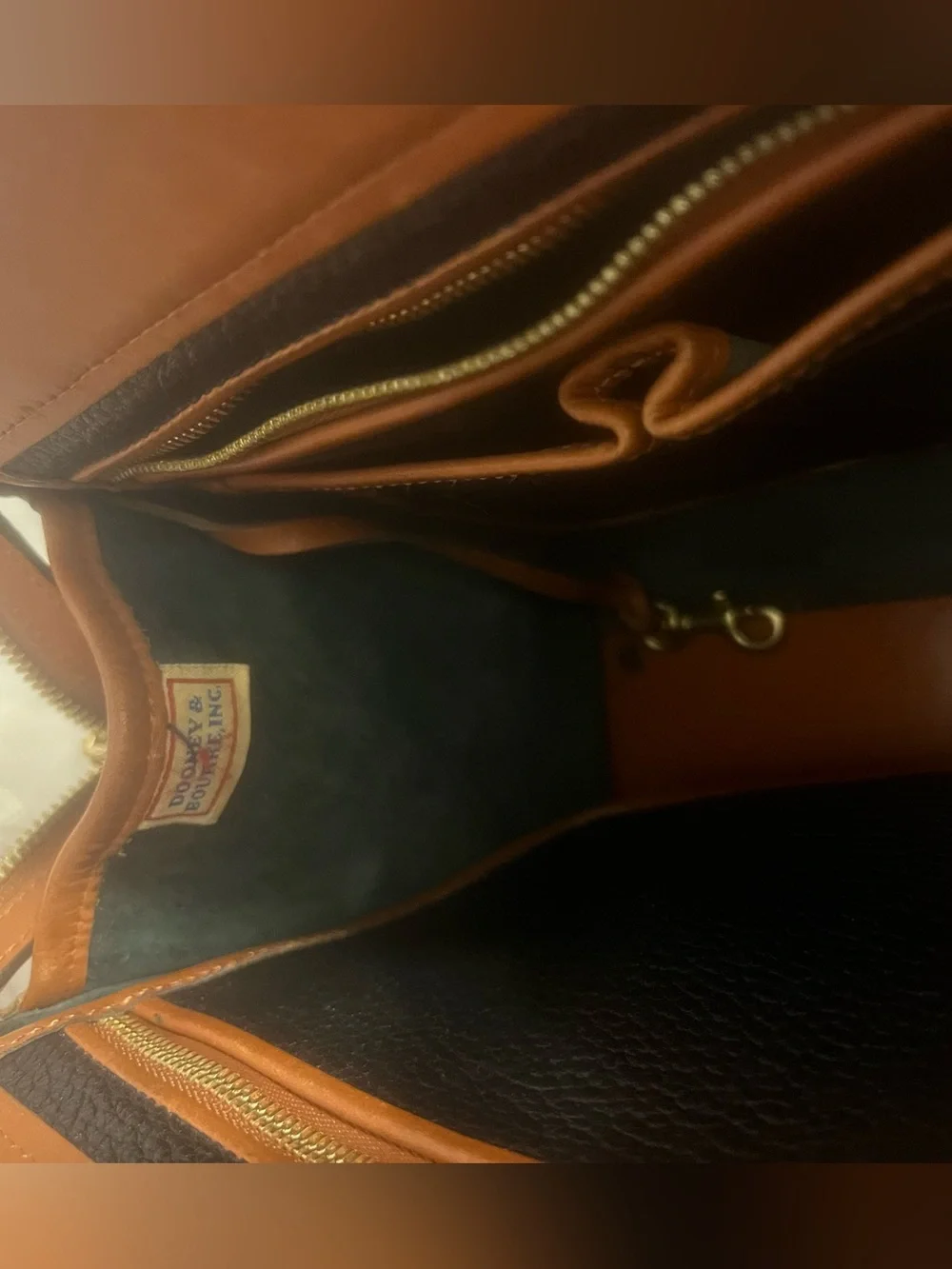 vintage 1990s Dooney & Bourke All-Weather Leather (AWL) Carpet Bag
Black/Tan - Picture 5 of 8